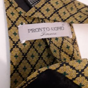 Pronto Uomo Italy Tie Necktie 100% Silk 60x4"